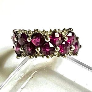 🍷Elegant Vintage Sterling Silver 2 Row Garnet Ring